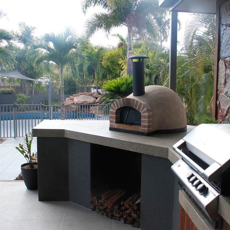 RUS-70 Wood Fired Oven (Brick Arch) - Pizza Ovens Australia | Wide ...